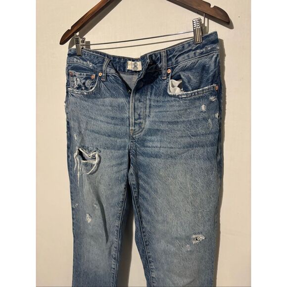 We the Free Women's Size 28 Blue Button Fly Distressed Cropped Jeans NWOT - Picture 3 of 8